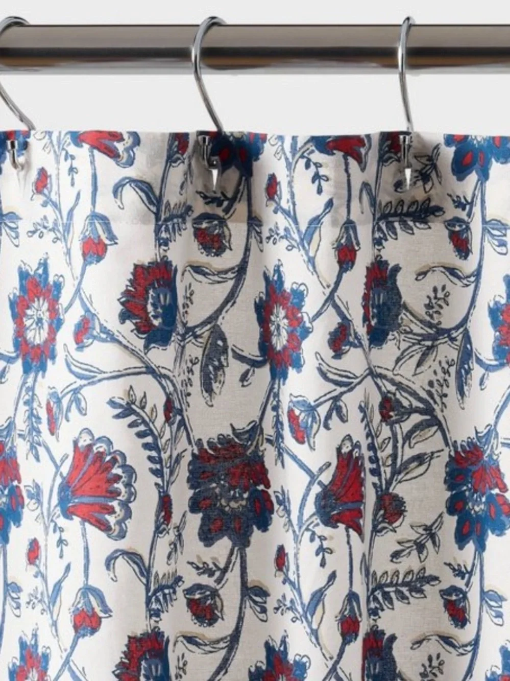 THRESHOLD NWT Americana Floral Shower Curtain -blue/red